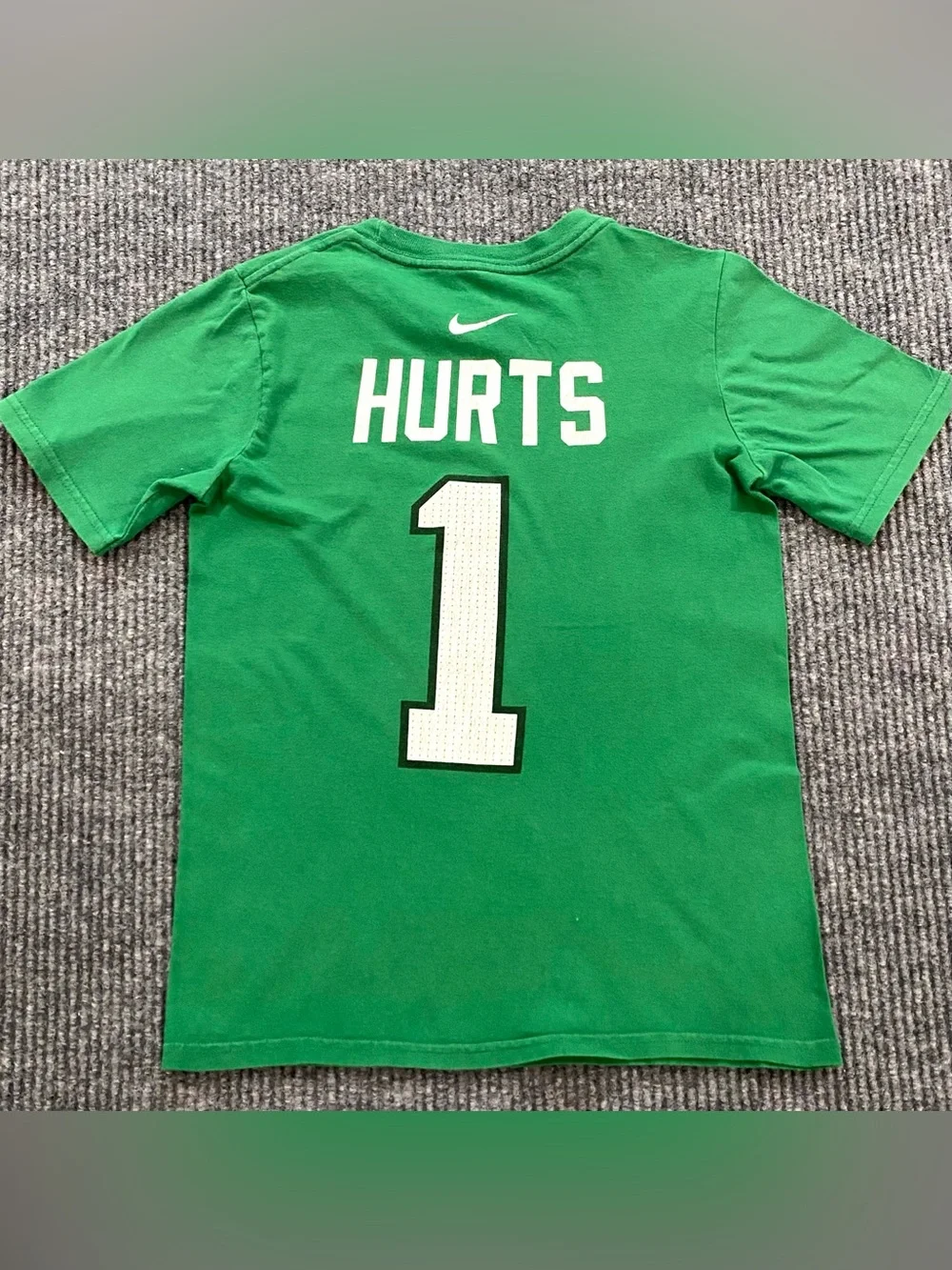 Nike Jalen Hurts Philadelphia Eagles Player T-shirt Green Size Youth M (10-12)